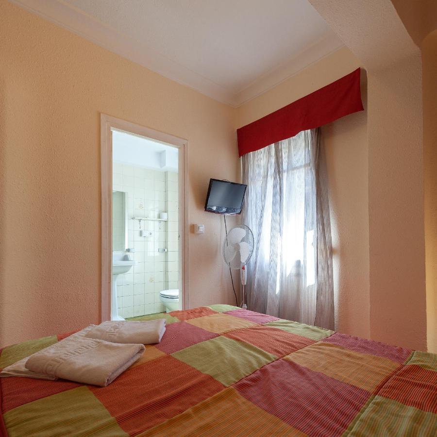 Hostal Manjon Бургос Экстерьер фото